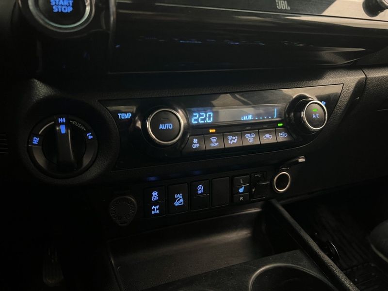 Toyota Hilux bild 27