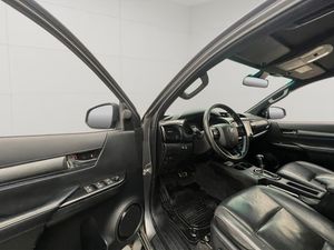 Toyota Hilux bild 17