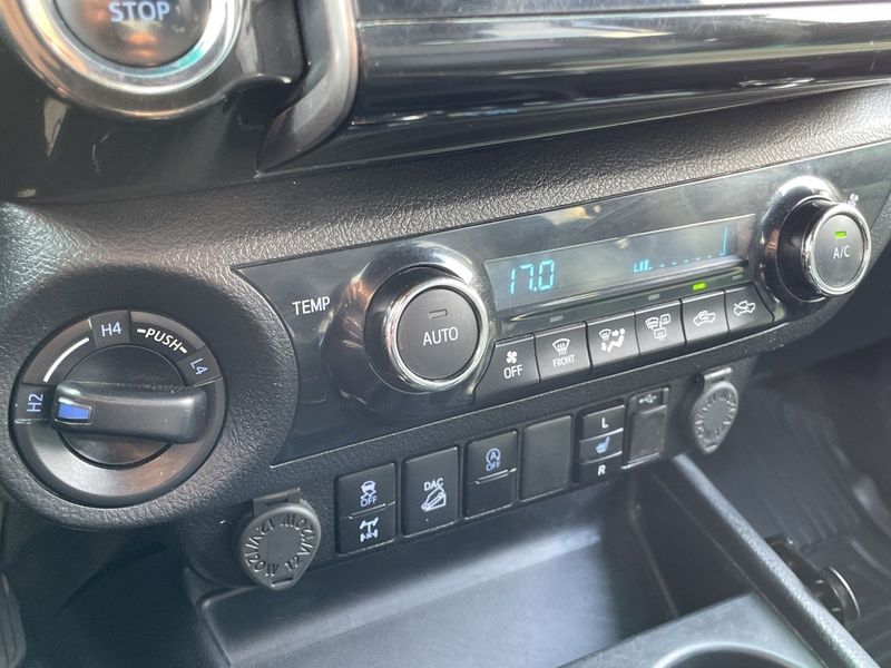 Toyota Hilux bild 36