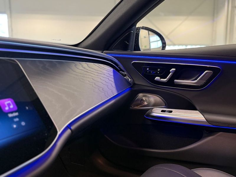 Mercedes E300 bild 17