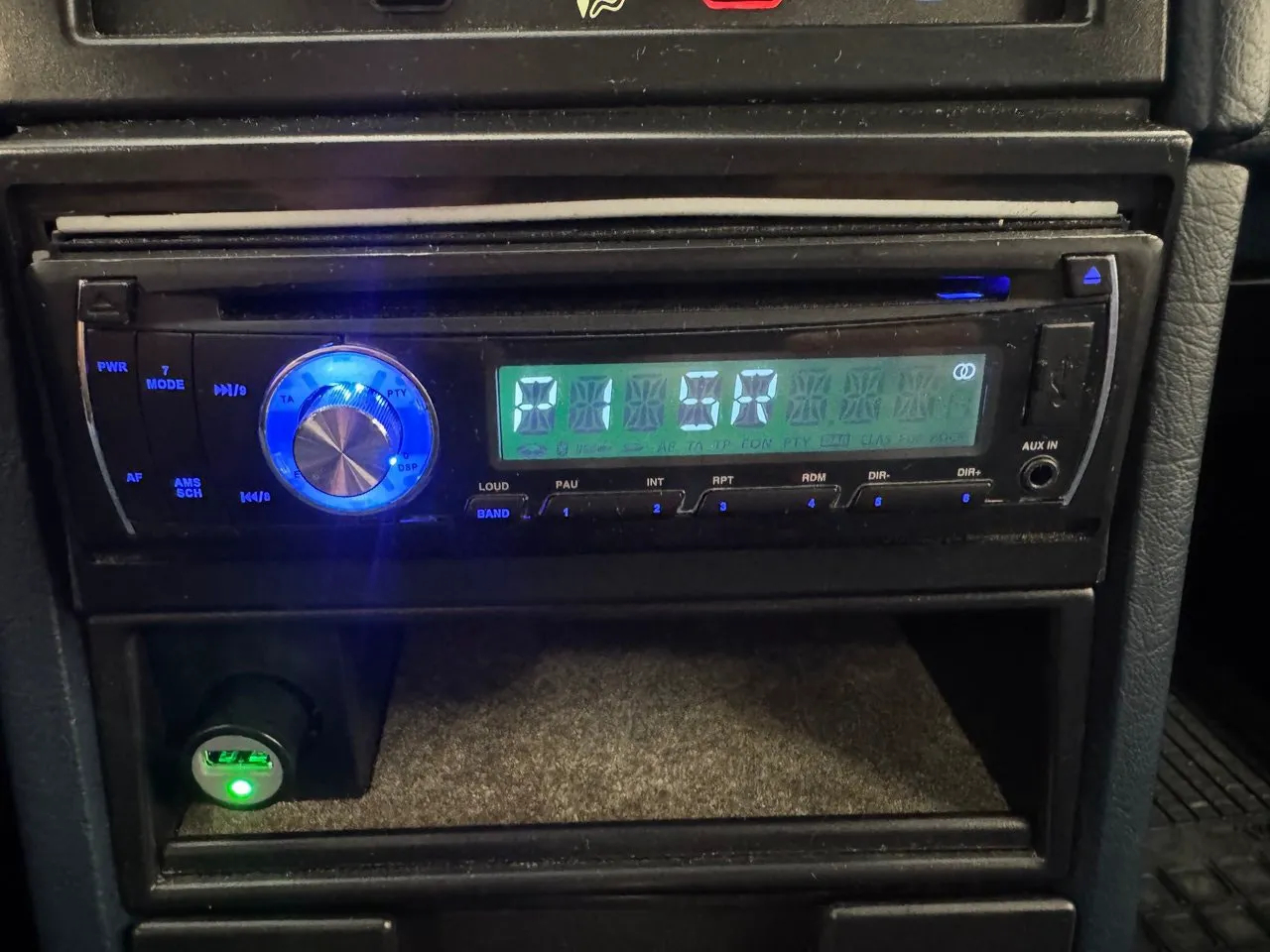 Vehicle image 21