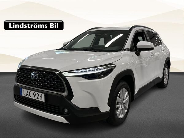 Toyota Corolla Cross Hybrid AWD-i Style 2.0 197hk S&V-Hjul Moms - 2023