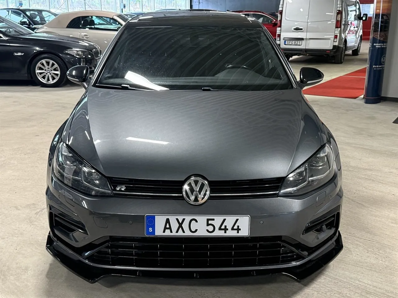 Vehicle image 1