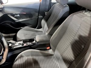 Peugeot e-2008 bild 4
