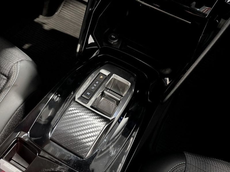 Peugeot 208 bild 10