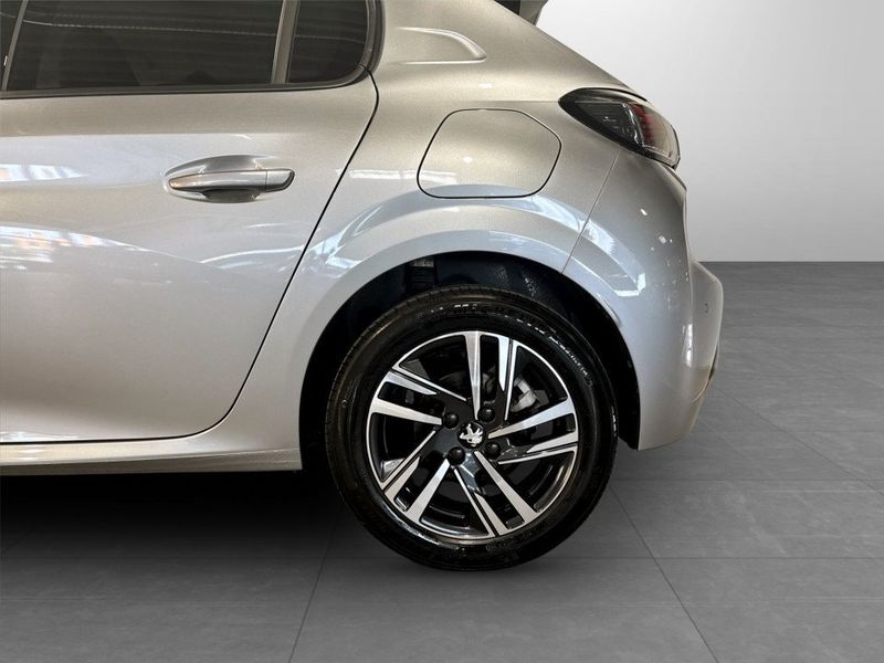 Peugeot 208 bild 14