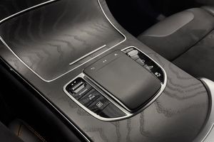 Mercedes GLC300 bild 30
