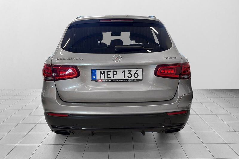 Mercedes GLC300 bild 10