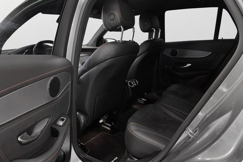 Mercedes GLC300 bild 16