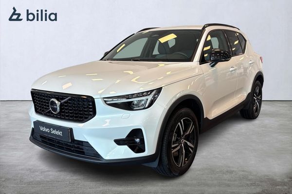 Volvo XC40 B3 FWD Bensin Plus Dark - 2026