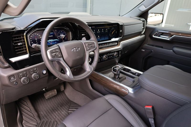 Chevrolet Silverado bild 10