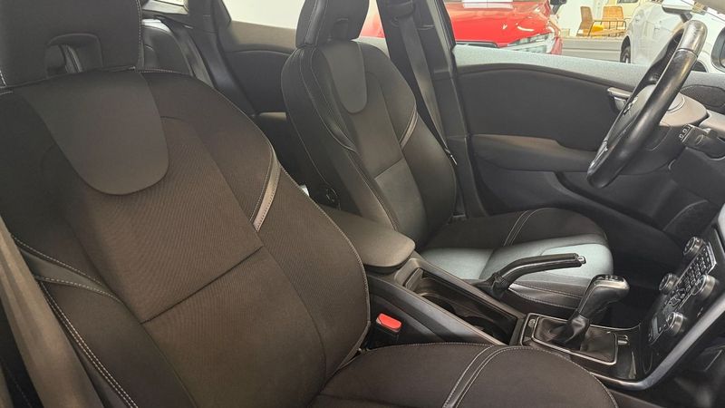 Volvo V40 bild 7