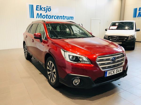 Subaru Outback 2.0 4WD Lineartronic Summit *V-Hjul* - 2015