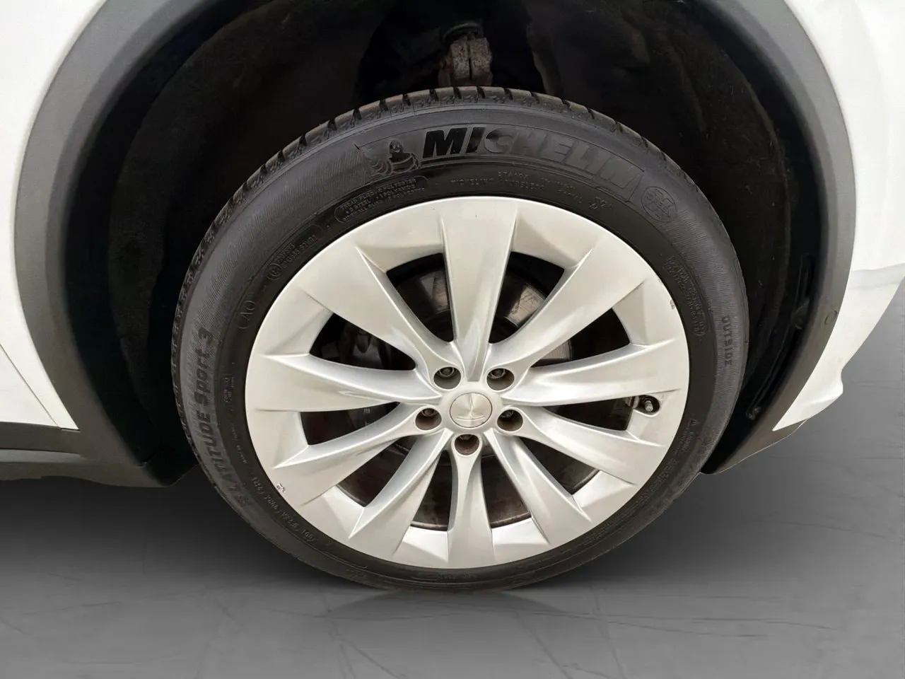 Vehicle image 36