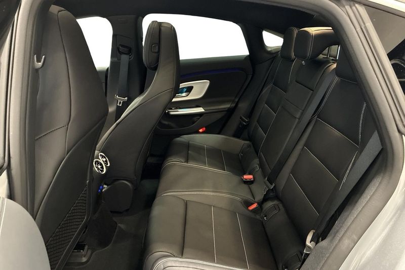 Mercedes CLA250 bild 12