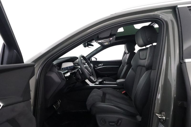 Audi Q8 e-tron bild 10