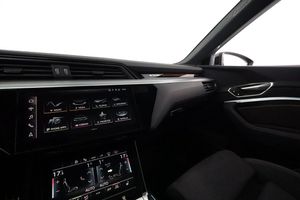Audi Q8 e-tron bild 24