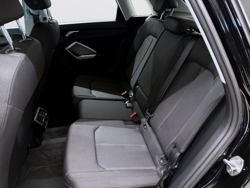 Audi Q3 bild 10