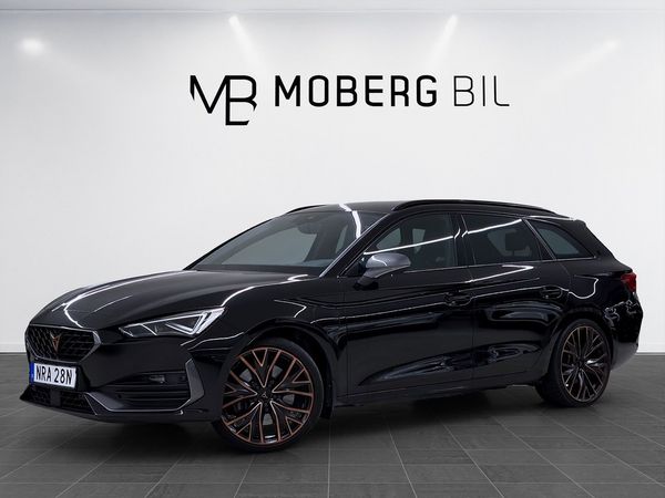 Cupra Leon Sportstourer e-Hybrid 245hk B-Kamera Navi Drag - 2023