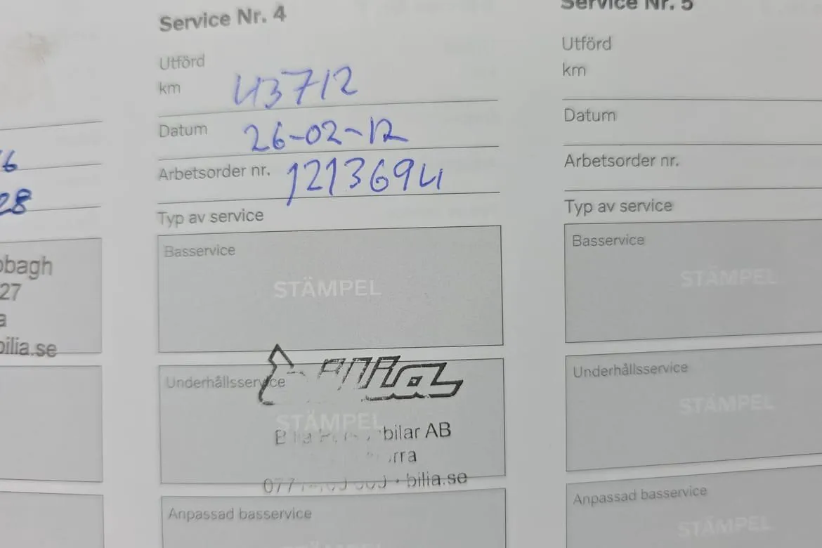 Vehicle image 20