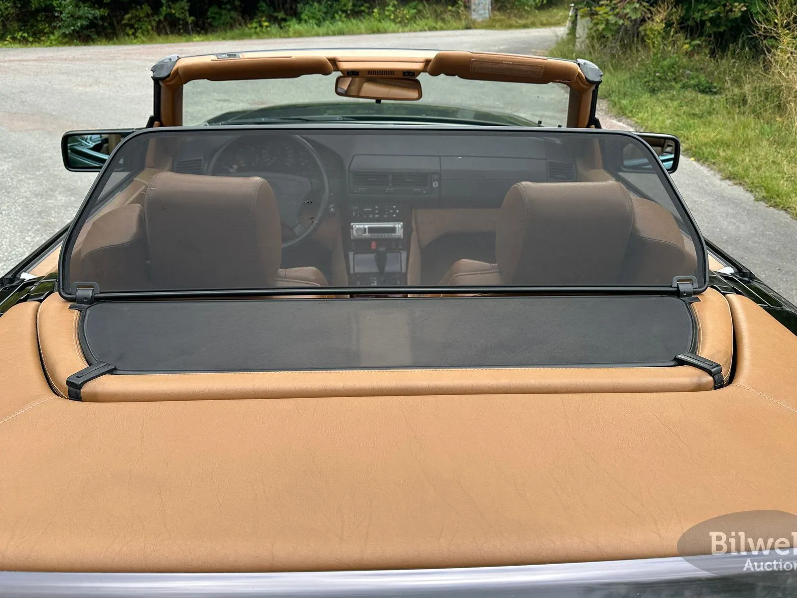 Vehicle image 38
