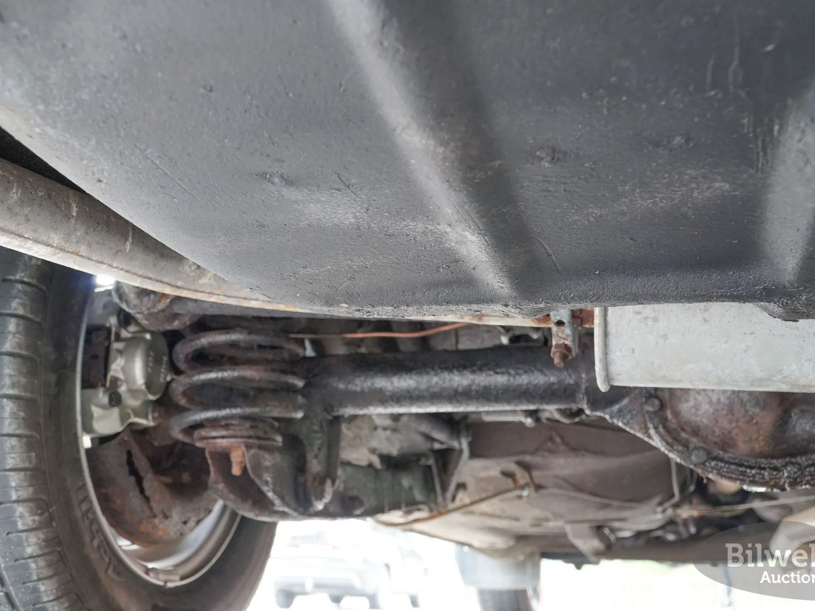Vehicle image 11