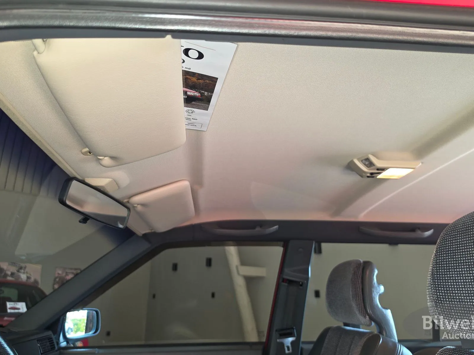 Vehicle image 30