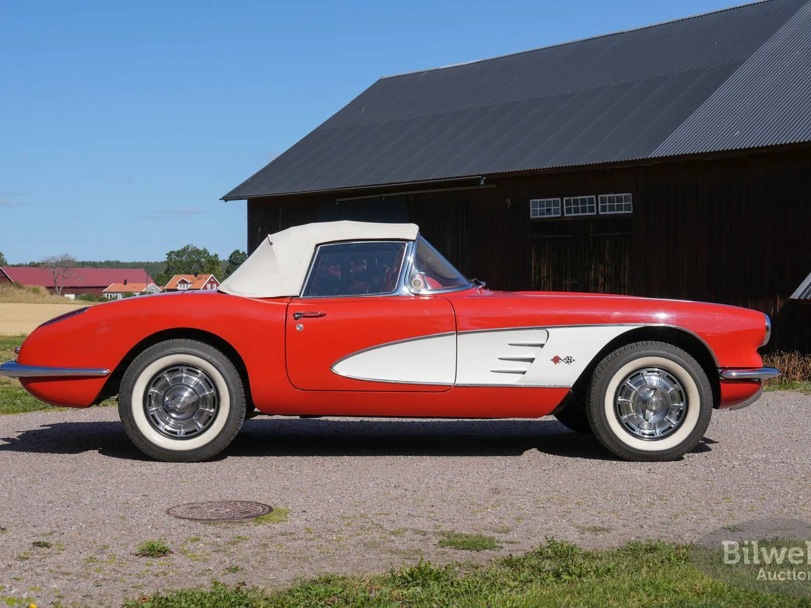 Vehicle image 20