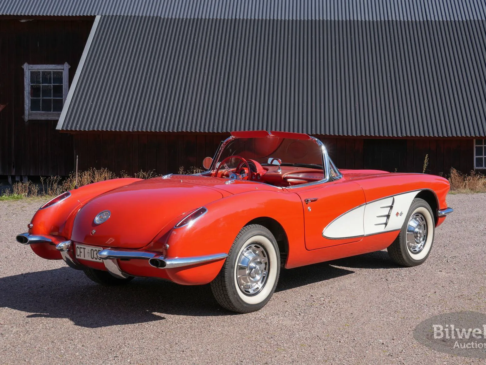 Vehicle image 28