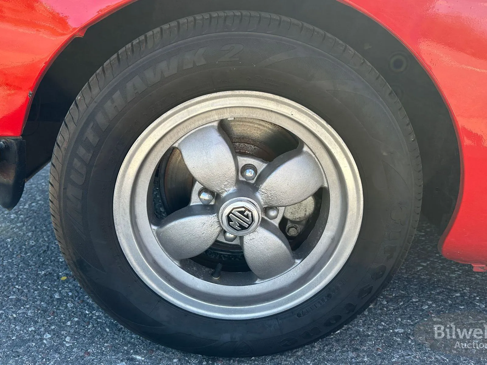Vehicle image 13