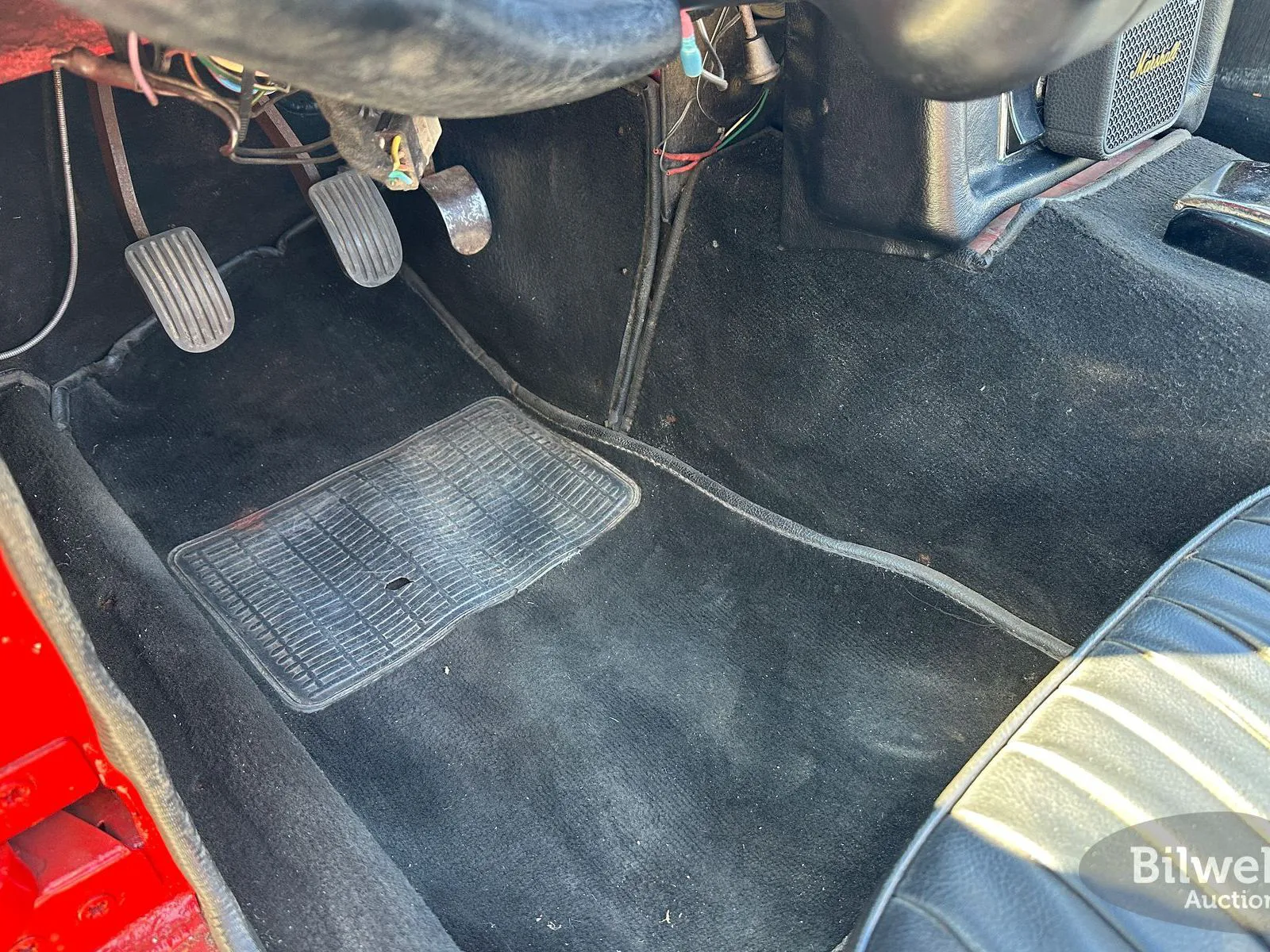 Vehicle image 40