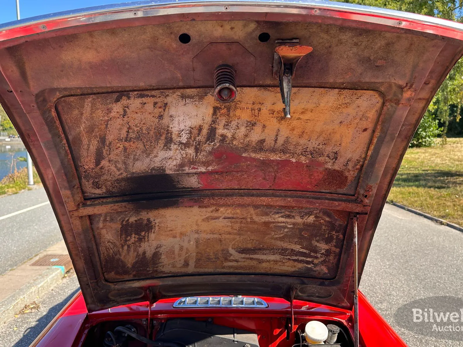 Vehicle image 20