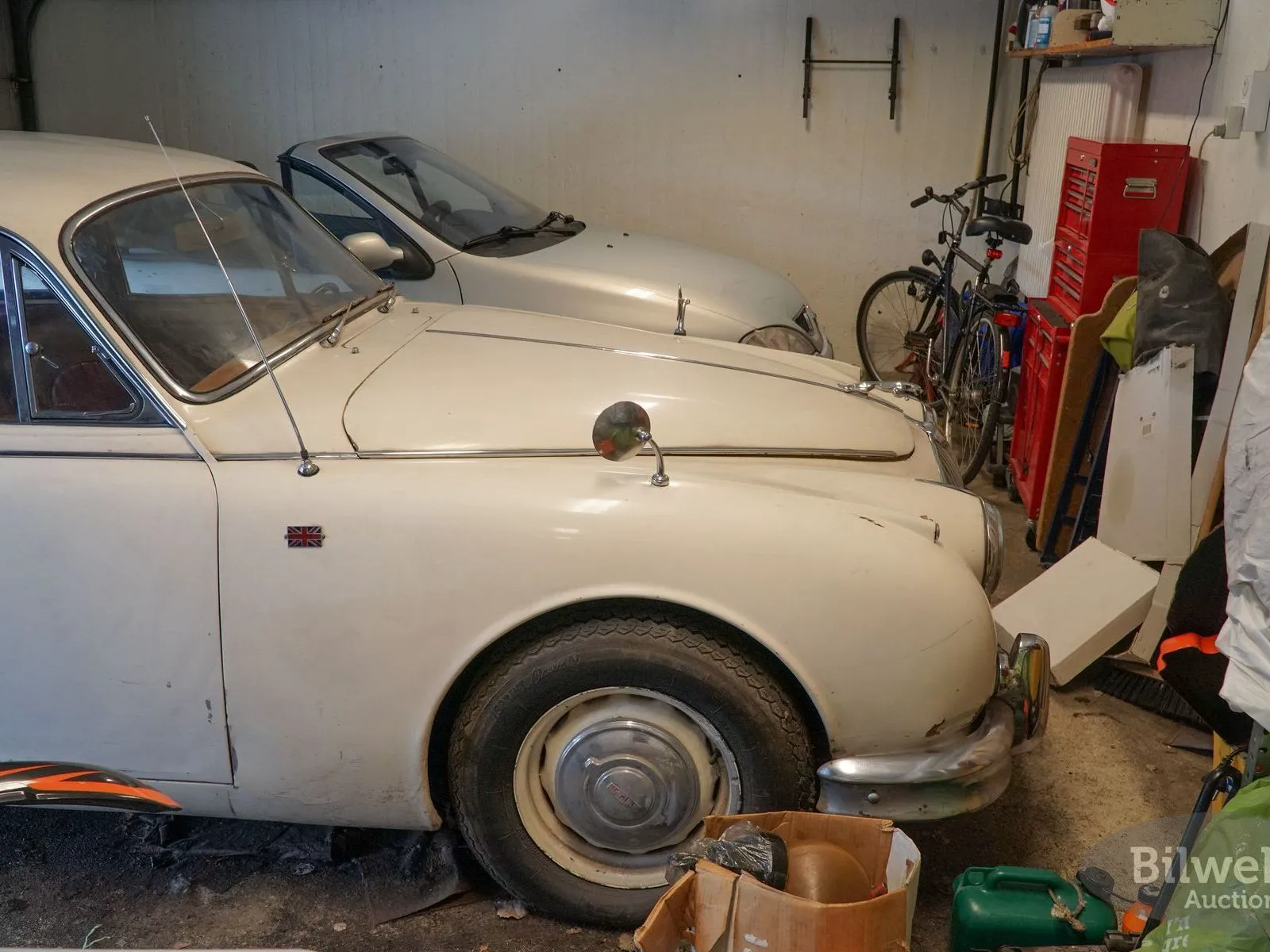 Vehicle image 37