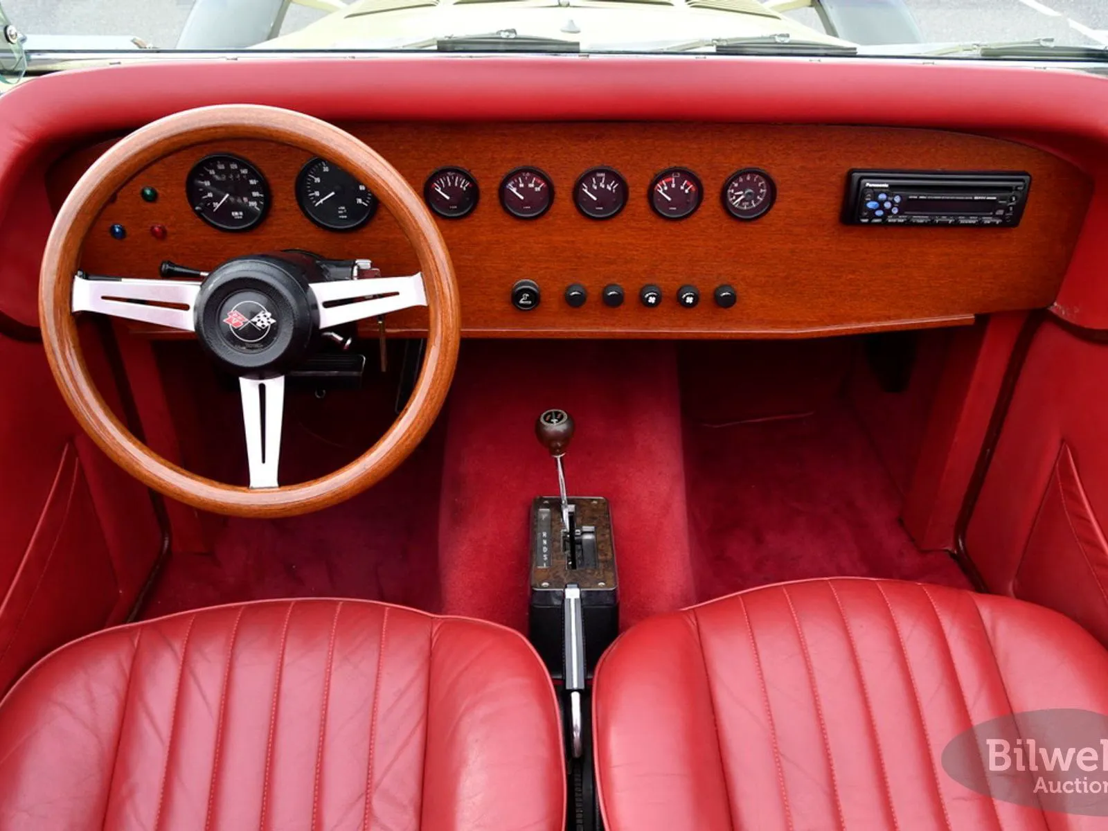 Vehicle image 35