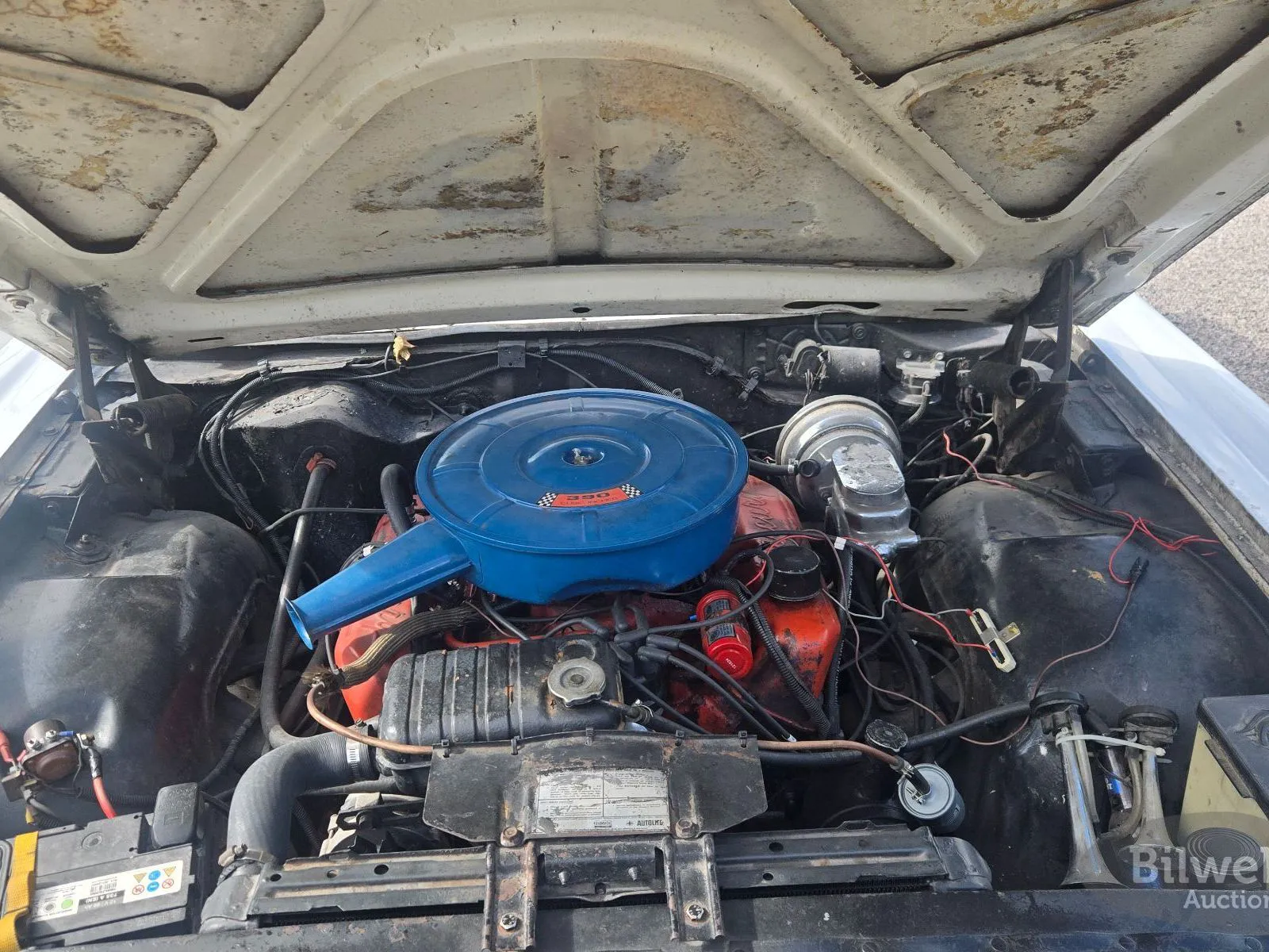 Vehicle image 17
