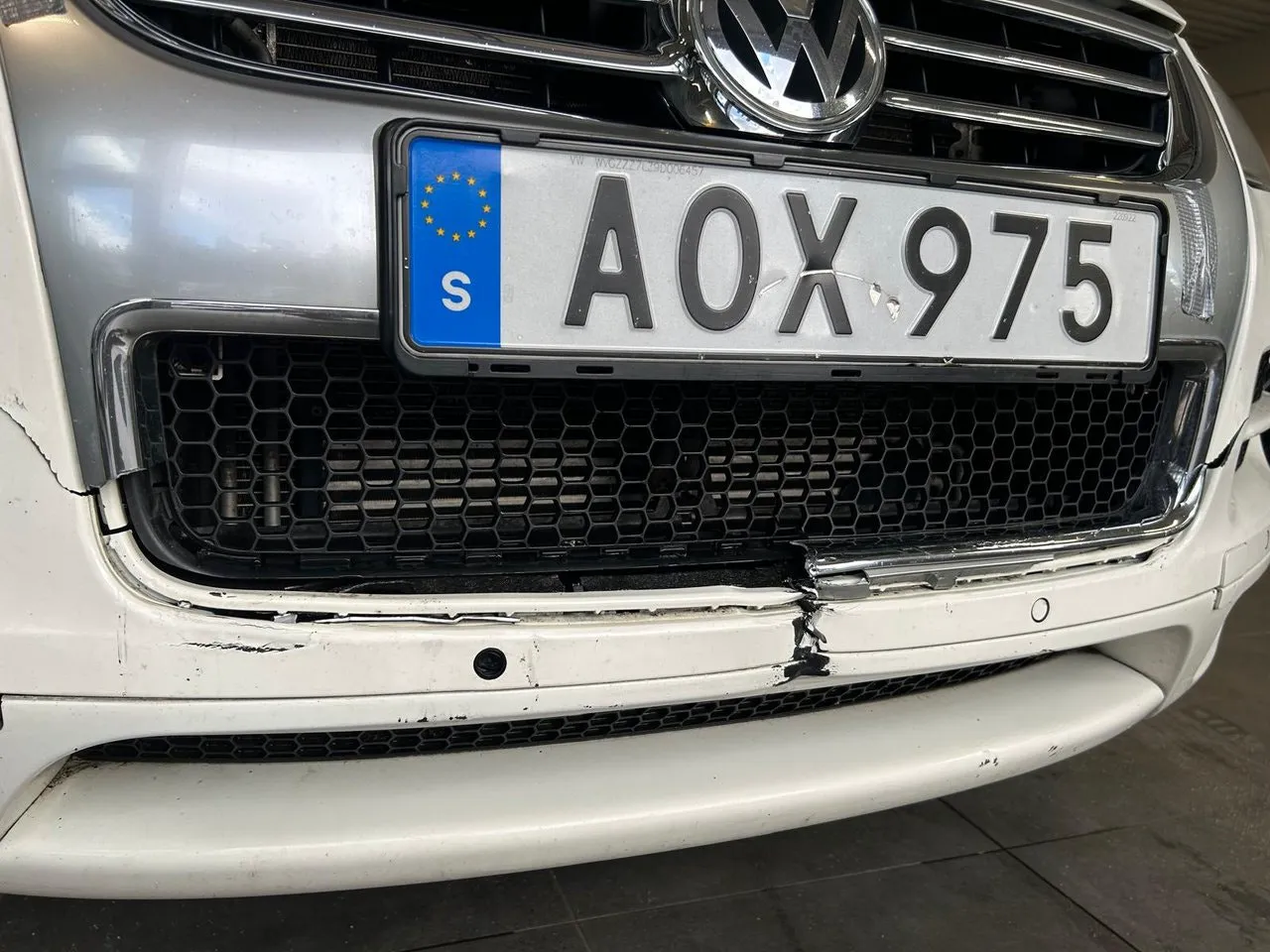 Vehicle image 20