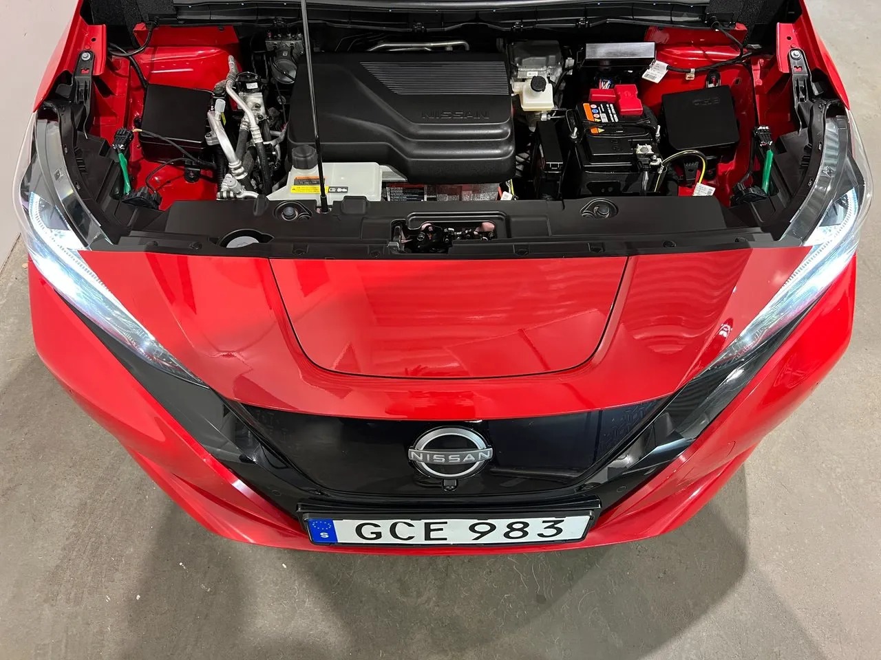 Vehicle image 11