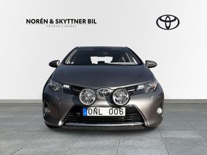Toyota Auris bild 5