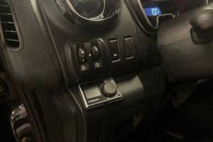 Nissan NV300 bild 20