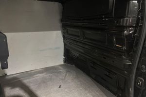 Nissan NV300 bild 24