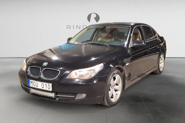 BMW 520 d 177 HK AUT E60 PDC FARTHÅLLARE SKINN SPORTSTOLAR - 2010