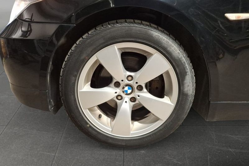 BMW 520 bild 16