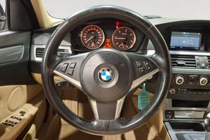 BMW 520 bild 13