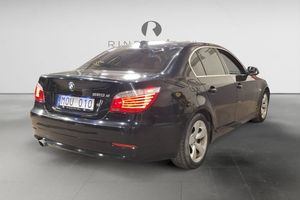 BMW 520 bild 7