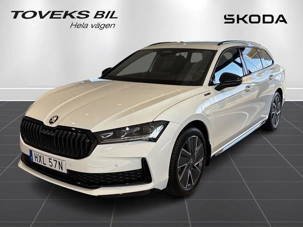 Skoda Superb Sportline iV 204Hk Aut Drag Värmare - 2026