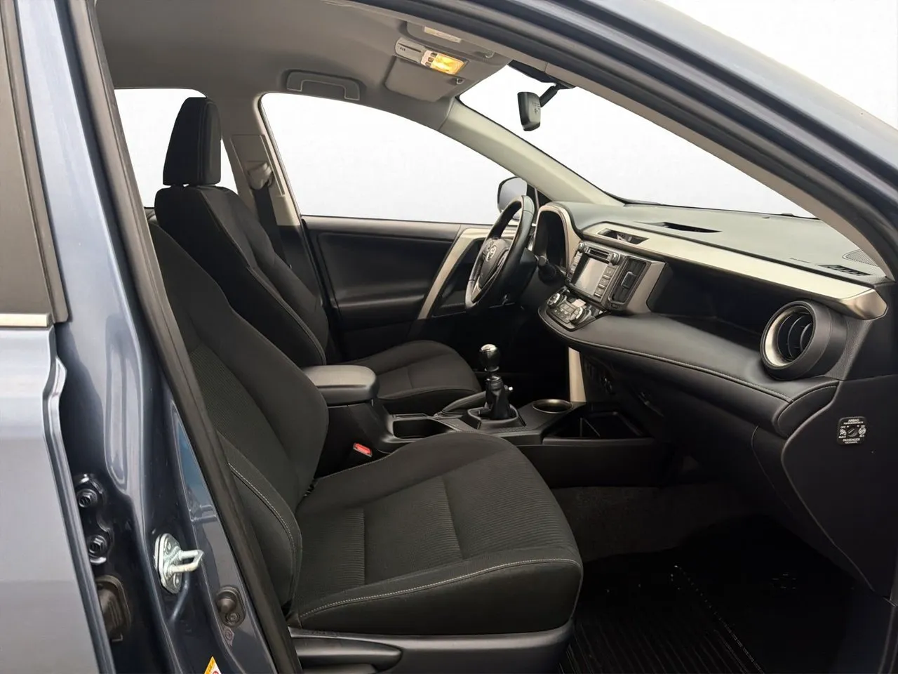 Vehicle image 18
