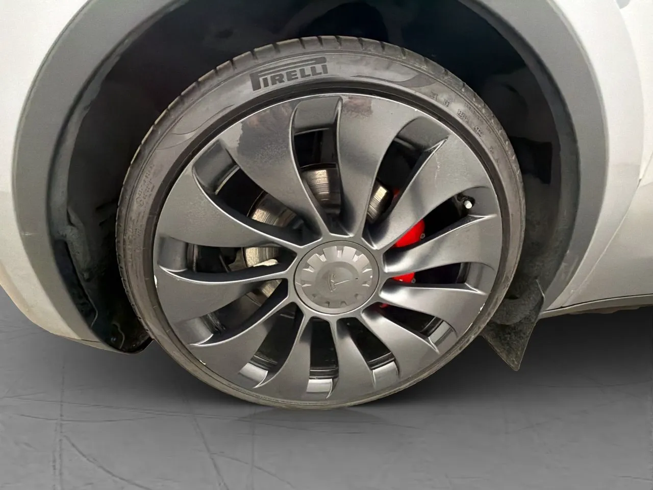 Vehicle image 33