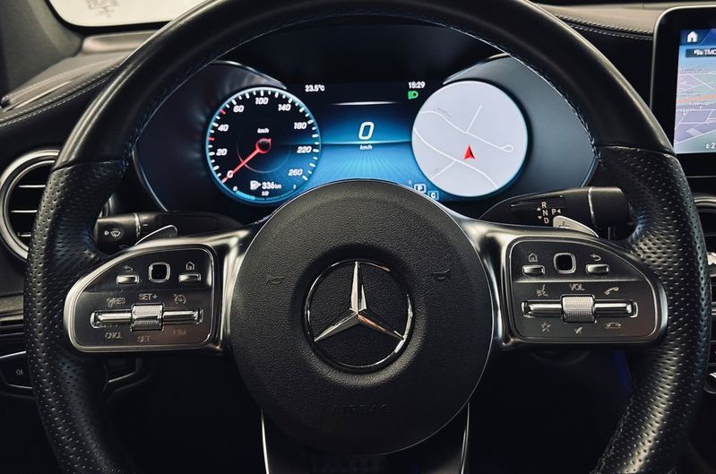 Mercedes GLC220 bild 12