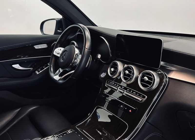 Mercedes GLC220 bild 10