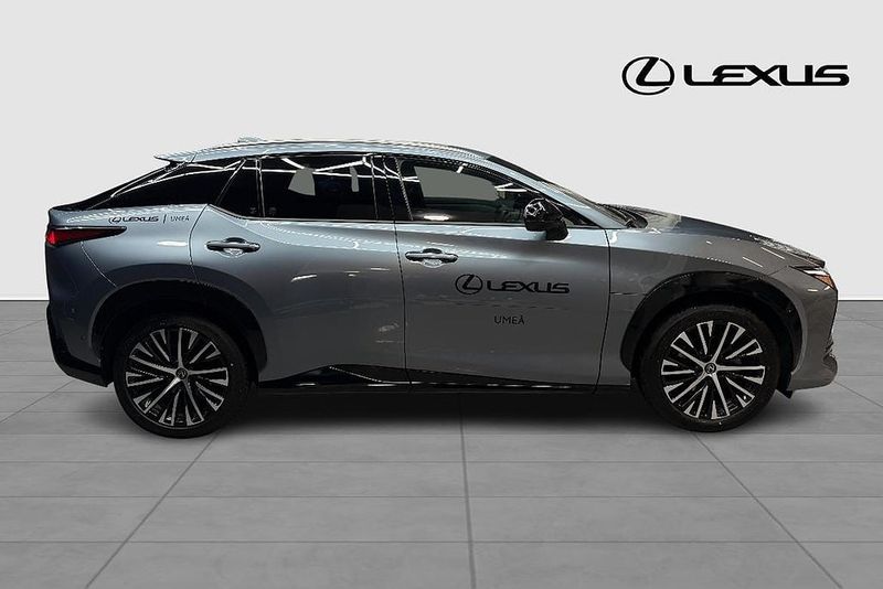 Lexus RZ bild 6